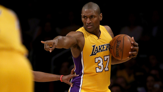 After <i>The Last Dance</i>: Metta Ford-Artest On the Time He Broke Michael Jordan's Ribs And Somehow Lived to Tell the Tale